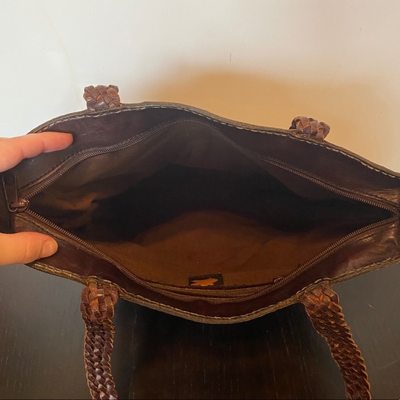 Leather Braided Strap Zipper Closure Shoulder Bag - Picture 7 of 10